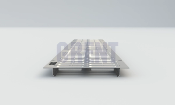 Штампованная решетка водоотводная из оцинкованной стали GRENT PlasT 150